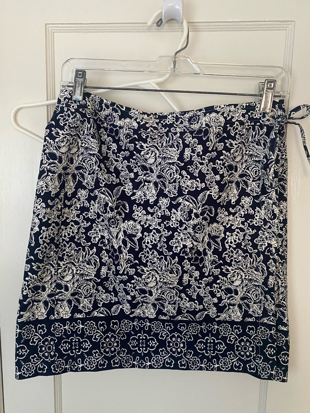Ann Taylor PetitesFloral Navy Wrap Skirt